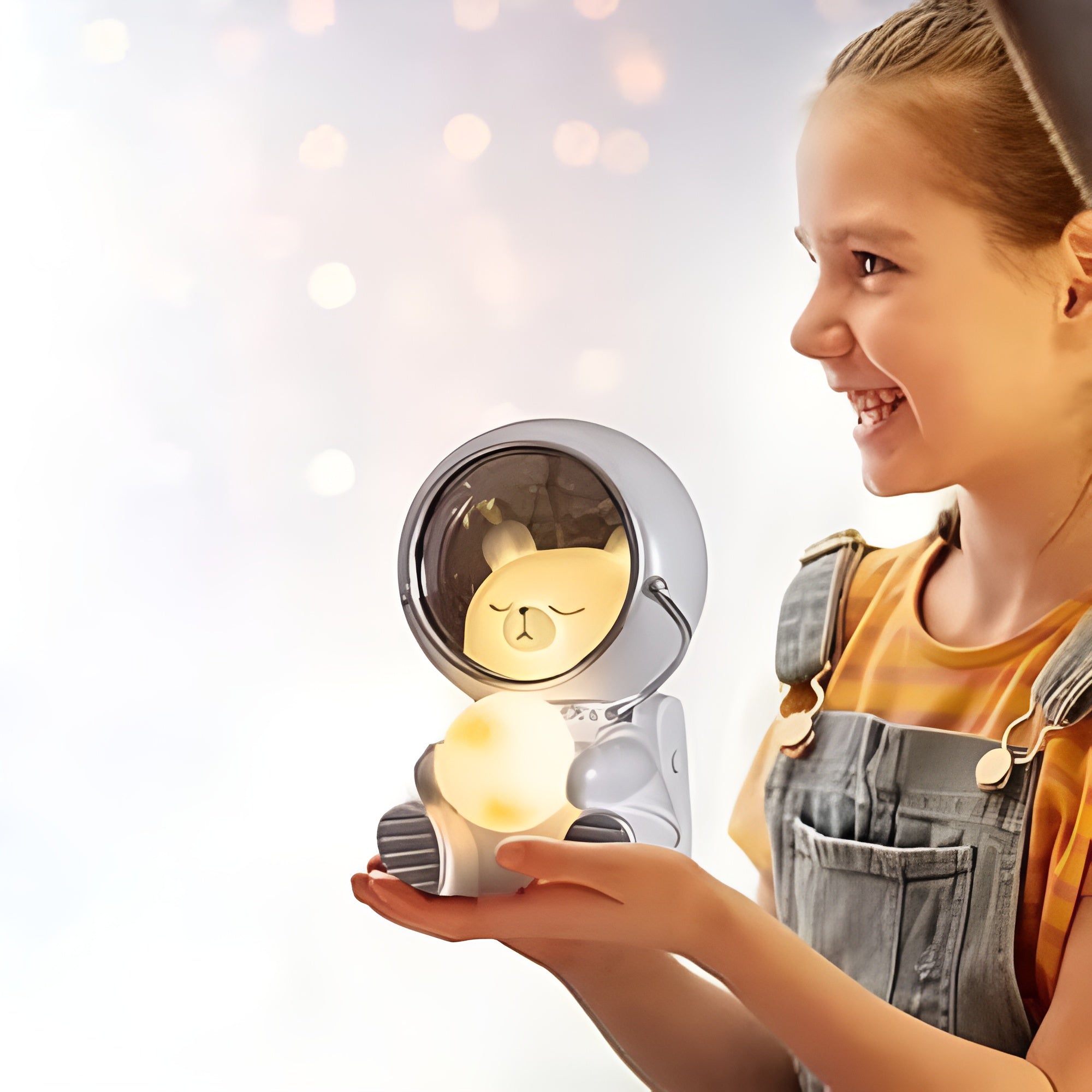 Astronaut Night Light